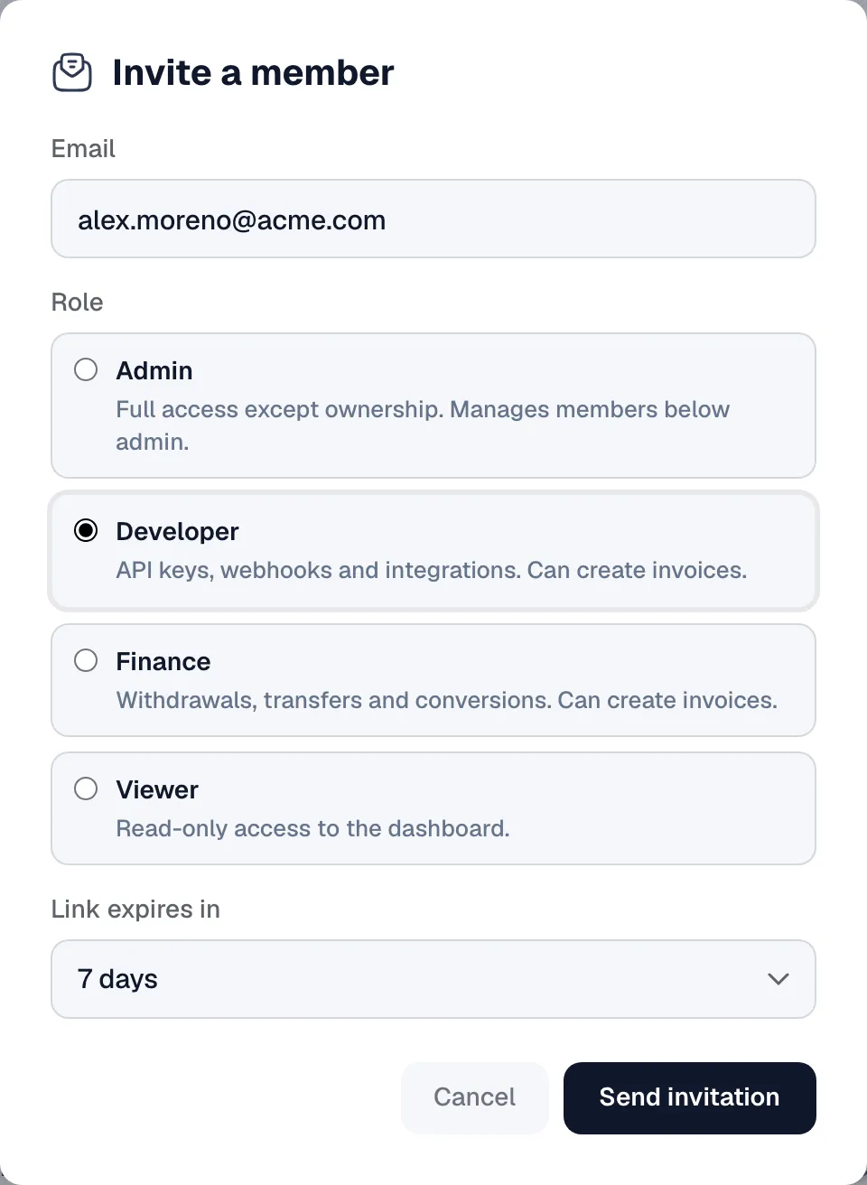 Invite a member dialog with an email address, the Developer role selected, and a link that expires in 7 days.